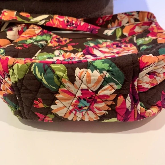 NEW -- Vera Bradley Floral Should Bag - Picture 8 of 12